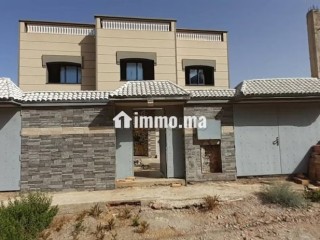 Somptueuse villa à vendre à Al Hoceima. 13 pièces. Bien meublé - Villa à vendre - Al Hoceïma