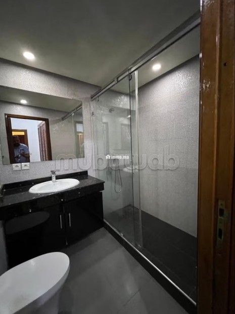 Apprt 2 ch salon vide en location a maarif extension 6500 dh - Location Immobilier - Casablanca - photo 8
