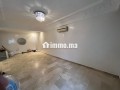 apprt-2-ch-salon-vide-en-location-a-maarif-extension-6500-dh-small-1