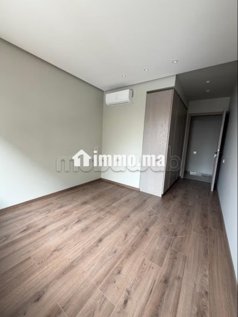 Appartement en location à Ferme Bretonne Hay Arraha. 2 belles chambres. Ascenseur et places de parking - Location Immobilier - Casablanca - photo 4