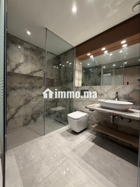 Bel appartement en location à Ferme Bretonne Hay Arraha. 3 pièces. Parking et terrasse - Location Immobilier - Casablanca - photo 1