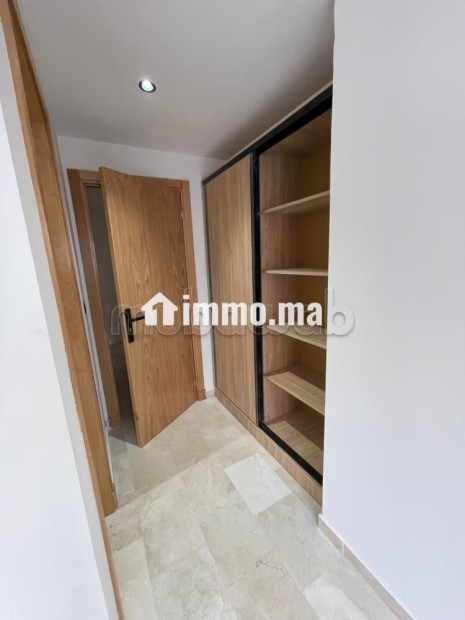 Superbe appartement à louer à Oulfa. 3 pièces confortables. Prestation de conciergerie, air conditionné - Location Immobilier - Casablanca - photo 3