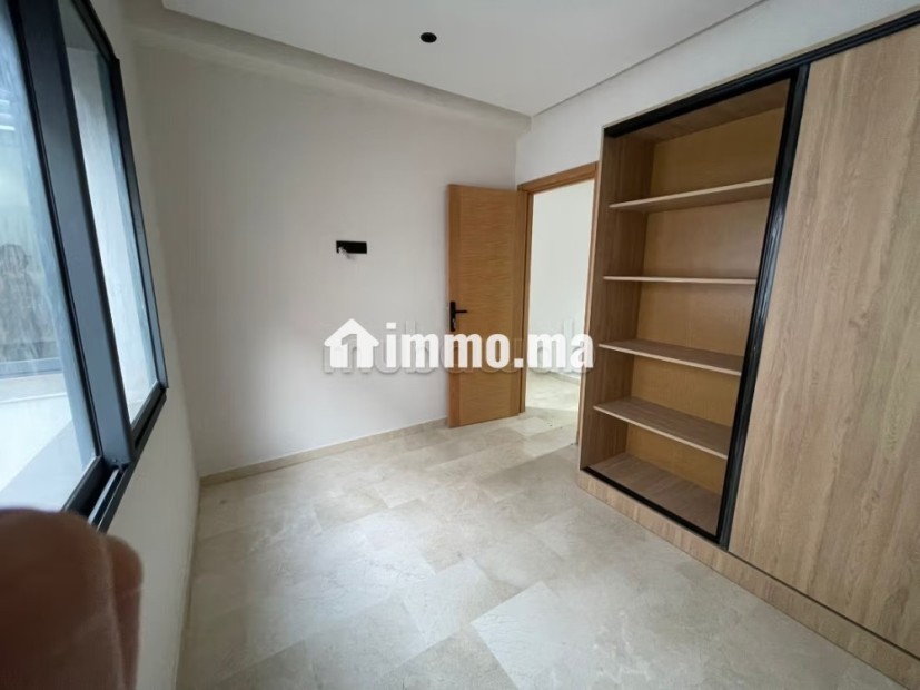 Superbe appartement à louer à Oulfa. 3 pièces confortables. Prestation de conciergerie, air conditionné - Location Immobilier - Casablanca - photo 4