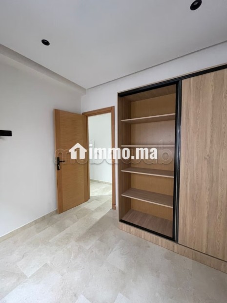 Superbe appartement à louer à Oulfa. 3 pièces confortables. Prestation de conciergerie, air conditionné - Location Immobilier - Casablanca - photo 6