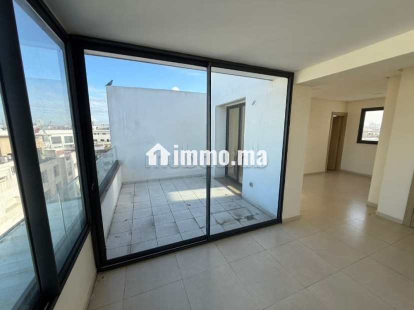 Location de bureaux à Maârif. Surface de 74 m². Porte blindée, sécurité - Location Immobilier - Casablanca - photo 2
