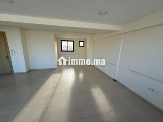 Location de bureaux à Maârif. Surface de 74 m². Porte blindée, sécurité - Bureau à louer - Casablanca