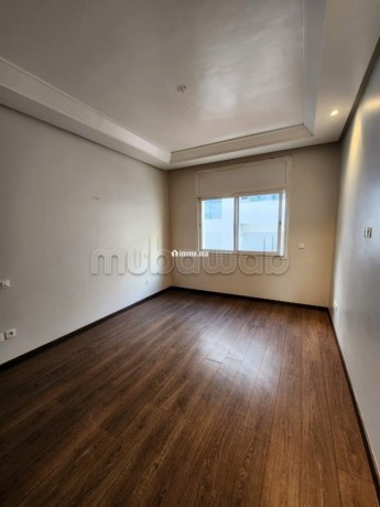 appart-luxe-142m2-q-racine-bd-abdelatif-benkadour-big-2