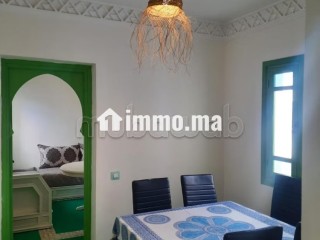 Appartement en vente à Tamesna. 3 chambres. Salon traditionnel et porte blindée - Appartement à vendre - Autre