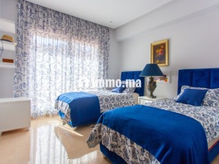 Bel appartement familial très sécurisé à vendre proche Corniche - Appartement à vendre - Tanger