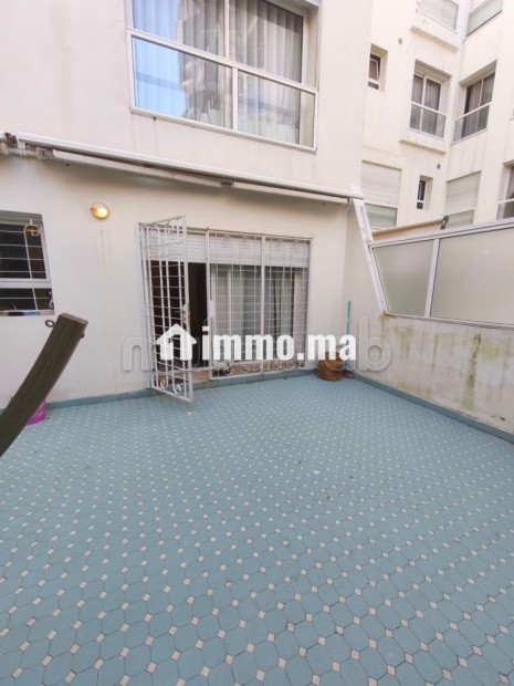 Appartement meublé avec une terrasse a Gauthier - Location Immobilier - Casablanca - photo 2