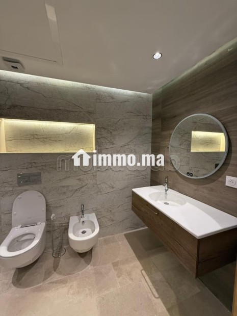 Appartement avec Vue sur la Mer au Centre de Tanger - Location Immobilier - Tanger - photo 8