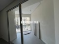 location-apprt-vide-totalement-renover-a-sokrat-small-7