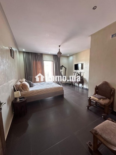 Villa de luxe à vendre à Route de l'Ourika. 5 grandes pièces. Porte blindée et parabole - Vente Immobilier - Marrakech - photo 2