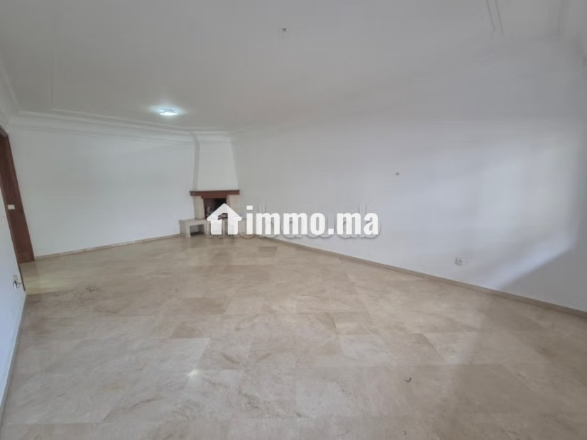 Vend appartement à Gauthier.
Surface de 145 m² - Vente Immobilier - Casablanca - photo 2