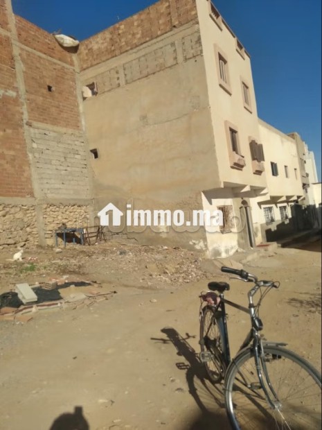 Terrain à vendre, 65m², constructible, avec titre - Vente Immobilier - Nador - photo 1