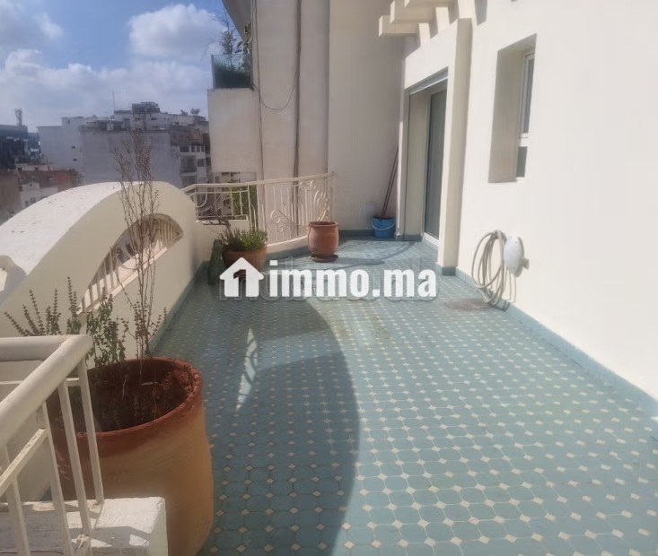 Beau studio à louer meublé gauthier - Location Immobilier - Casablanca - photo 1