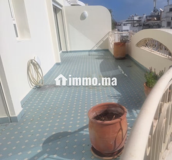 Beau studio à louer meublé gauthier - Location Immobilier - Casablanca - photo 2