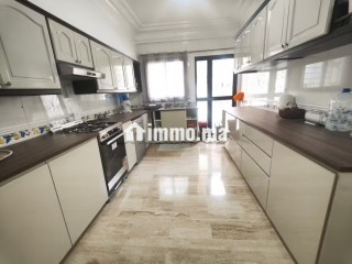 Bel appartement avec terrasse à louer à racine - Appartement à louer - Casablanca