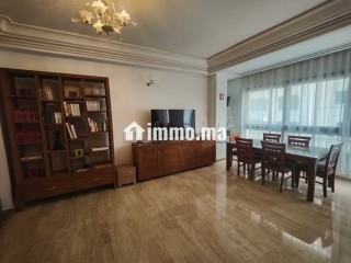 Bel appartement avec terrasse à louer à racine - Appartement à louer - Casablanca
