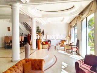 Location villa de haut standing à Ain Diab. 8 pièces - Villa à louer - Casablanca