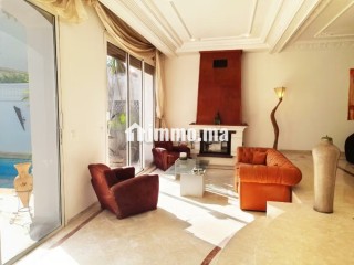 Location villa de haut standing à Ain Diab. 8 pièces - Villa à louer - Casablanca