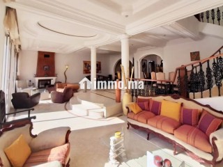 Location villa de haut standing à Ain Diab. 8 pièces - Villa à louer - Casablanca