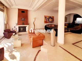 Location villa de haut standing à Ain Diab. 8 pièces - Villa à louer - Casablanca