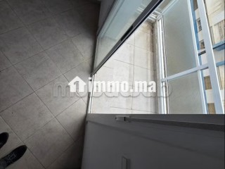 Superbe appartement à vendre à Martil. Surface de 60 m². Terrasse et jardin - Appartement à vendre - Martil