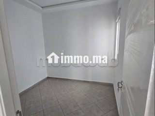 Superbe appartement à vendre à Martil. Surface de 60 m². Terrasse et jardin - Appartement à vendre - Martil