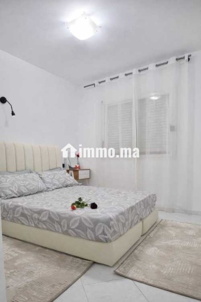 Bel appartement meublé lumineux à louer - Location Immobilier - Rabat - photo 1