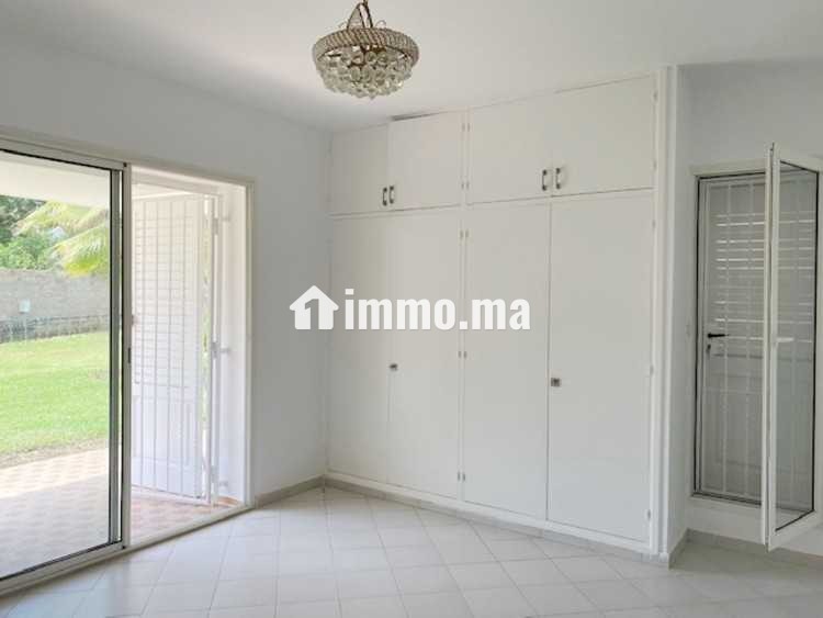 Villa lumineuse à souissi - Location Immobilier - Rabat - photo 4