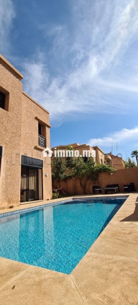 Maison de luxe à louer à Route de Fez. Superficie 400 m². Parking et jardin - Vente Immobilier - Marrakech - photo 3