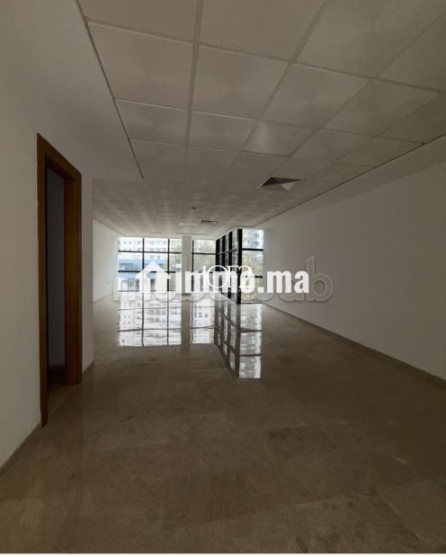 Plateau Bureau à louer À 2 min de la Gare TGV - Location Immobilier - Tanger - photo 2