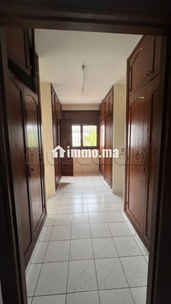 Superbe villa à louer à Riyad. 4 chambres agréables - Location Immobilier - Rabat - photo 7