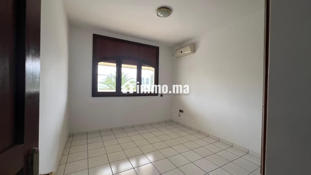 Superbe villa à louer à Riyad. 4 chambres agréables - Location Immobilier - Rabat - photo 8