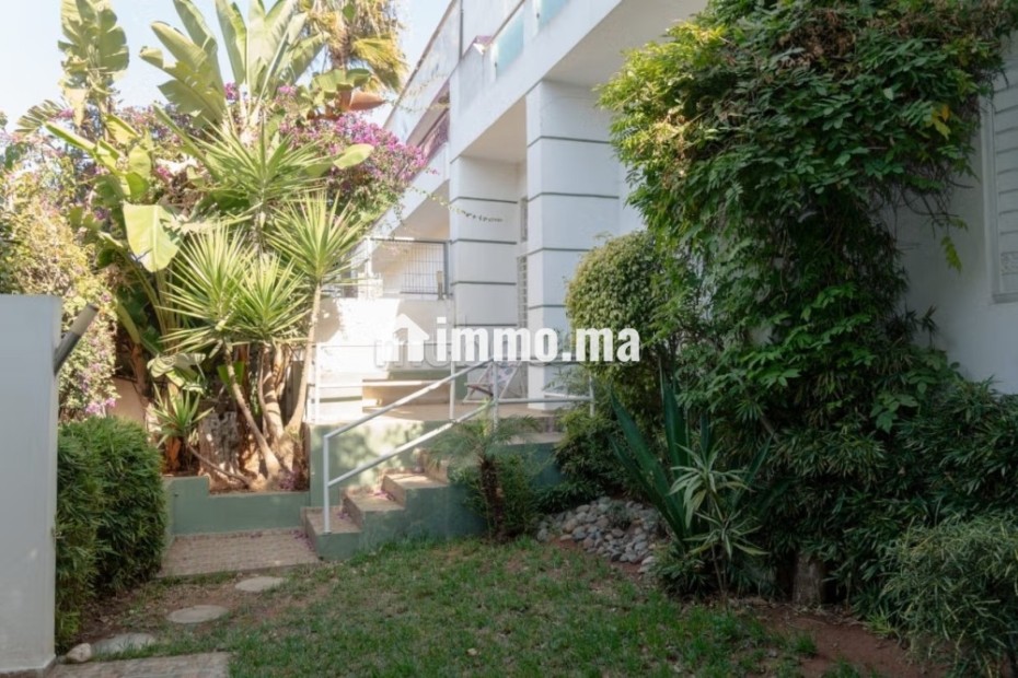 Location – Étage de villa meublé à Agdal - Location Immobilier - Rabat - photo 1