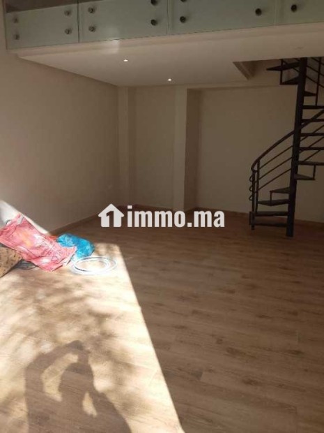 Magasin aménagé 40m2 à franceville - Location Immobilier - Casablanca - photo 4