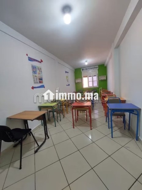 Vente de fonds de commerce à khénifra au boulevard zertouni, 2ème étage, 6 salles, grand hall, 3 sanitaires - Vente Immobilier - Khenifra - photo 4