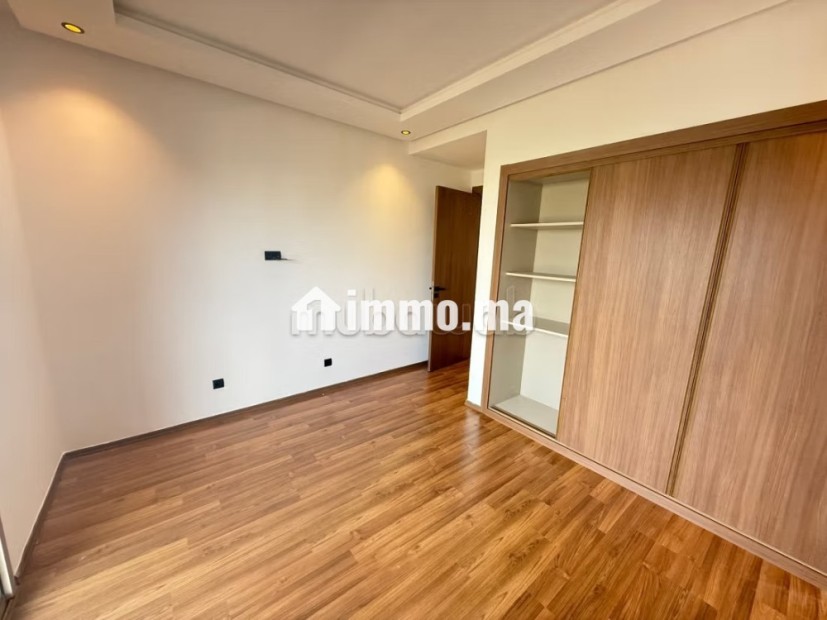 On met en location un superbe appartement sur el menzeh - Location Immobilier - Autre - photo 4