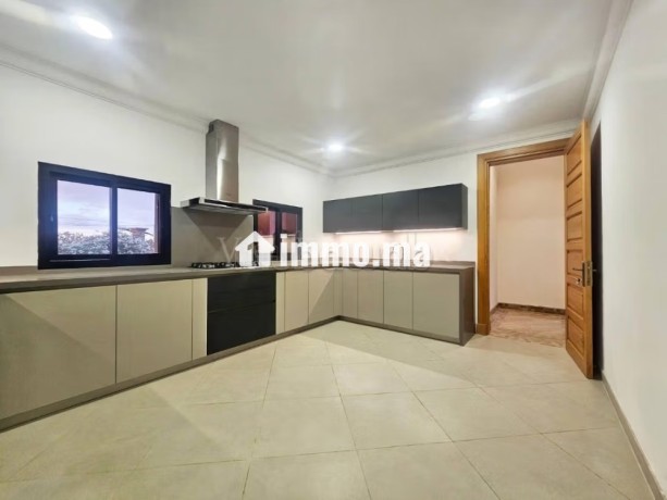 vente-sublime-villa-finie-sur-4600m2-route-de-lourika-marrakech-big-9
