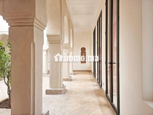 vente-sublime-villa-finie-sur-4600m2-route-de-lourika-marrakech-big-4