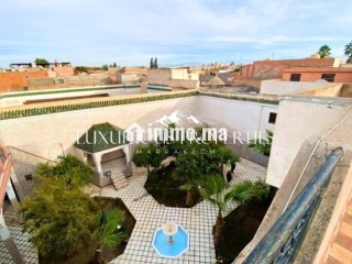 Grand Riad de caractère dans la Médina,
Marrakech - Villa à vendre - Marrakech