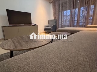 Location saisonnière à Roches Noires. Surface totale 84 m². Service de concierge et climatisation - Appartement à vendre - Casablanca