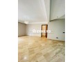 Appartement à louer à Les princesses.
Superficie 86 m² - miniature 2