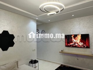 Location d'un appartement à Aïn Sebaâ. 3 pièces confortables. Ascenseur et stationnement - Appartement à vendre - Casablanca