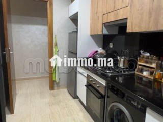 Location d'un appartement à Aïn Sebaâ. 3 pièces confortables. Ascenseur et stationnement - Appartement à vendre - Casablanca