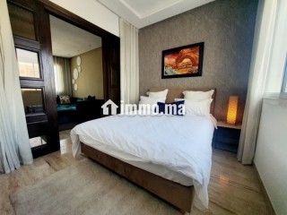 Studio meuble tout neuf dern etage sans vis a vis - Appartement à louer - Casablanca