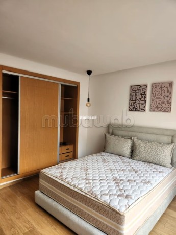 studio-meuble-haute-gamme-64m2-a-q-racine-rp-des-sport-big-3