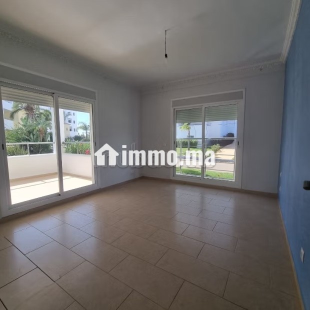Superbe appartement à vendre à Asilah. 2 belles chambres. Garage et terrasse - Vente Immobilier - Asilah - photo 4