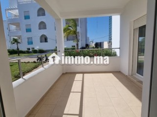 Superbe appartement à vendre à Asilah. 2 belles chambres. Garage et terrasse